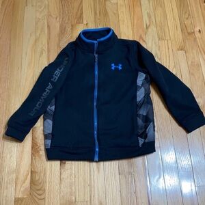 Under Armor Boys fleece zip up- size medium